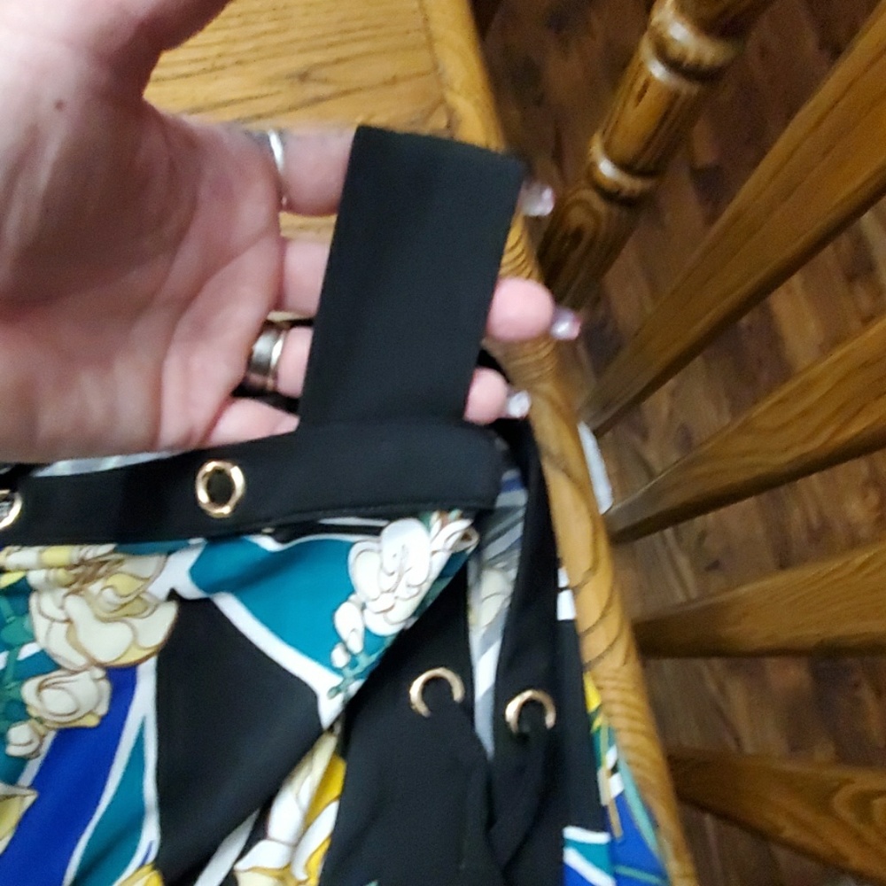 Blouse - Picture 2 of 5